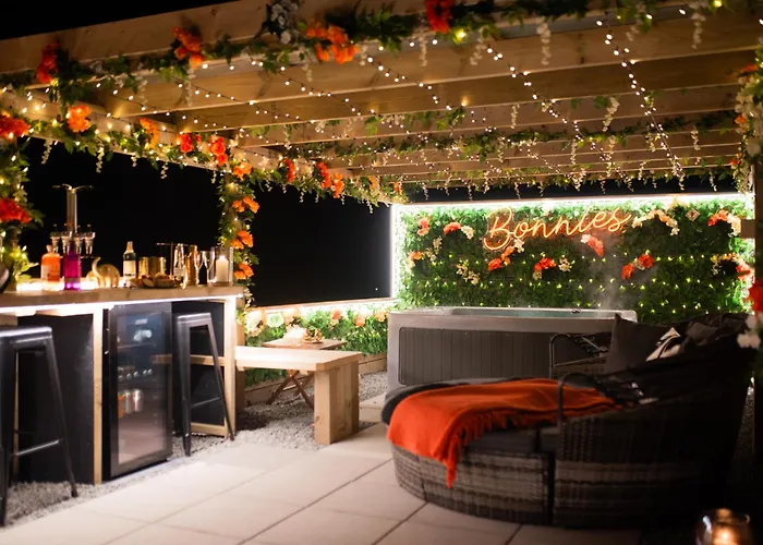Tan Y Bryn Glamping