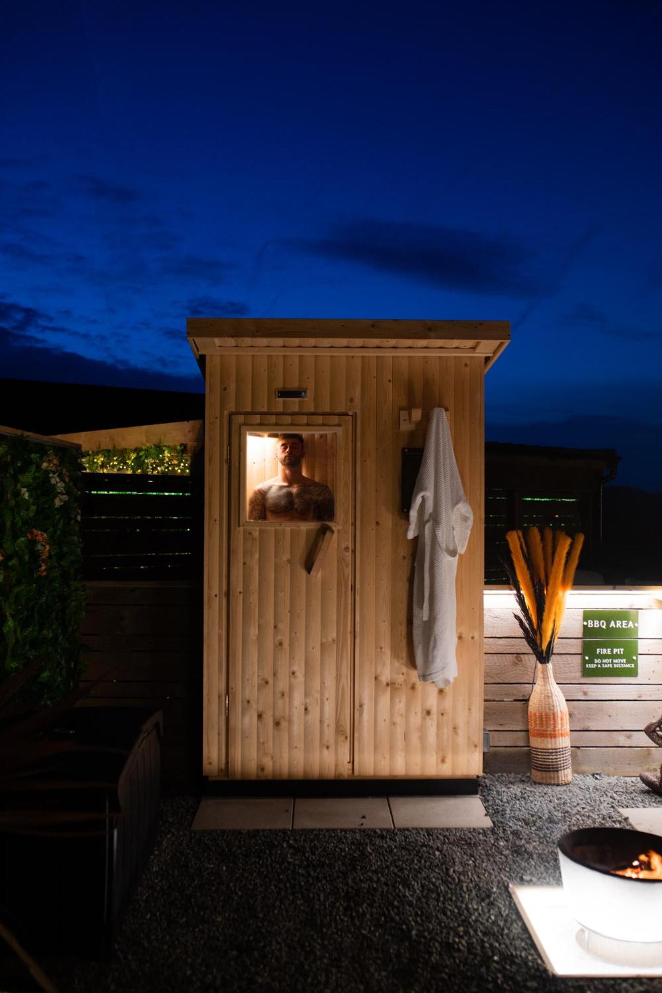 Tan Y Bryn Glamping