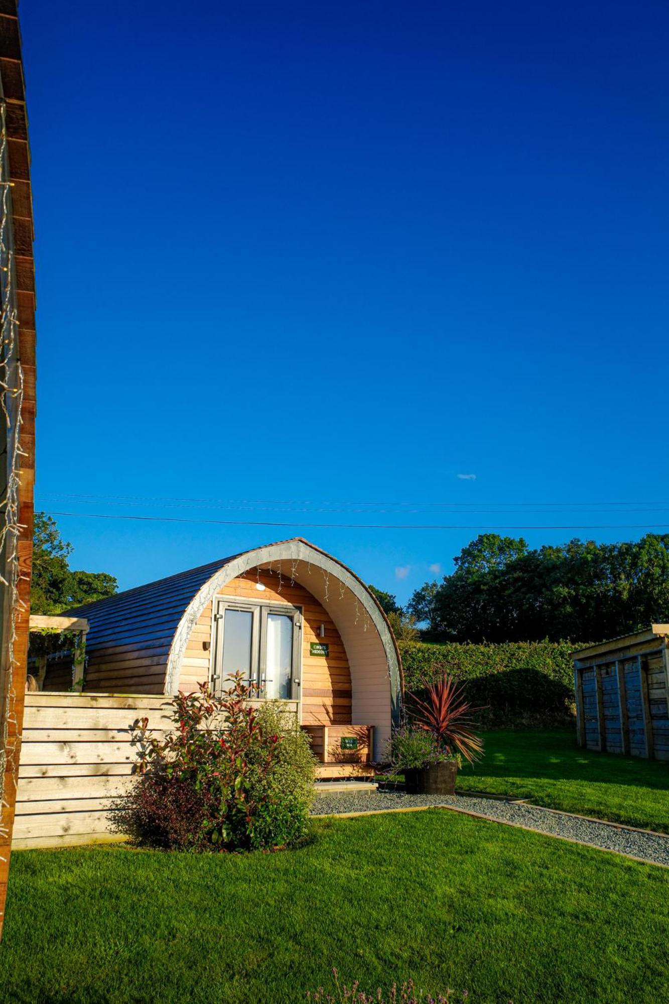 Tan Y Bryn Glamping *