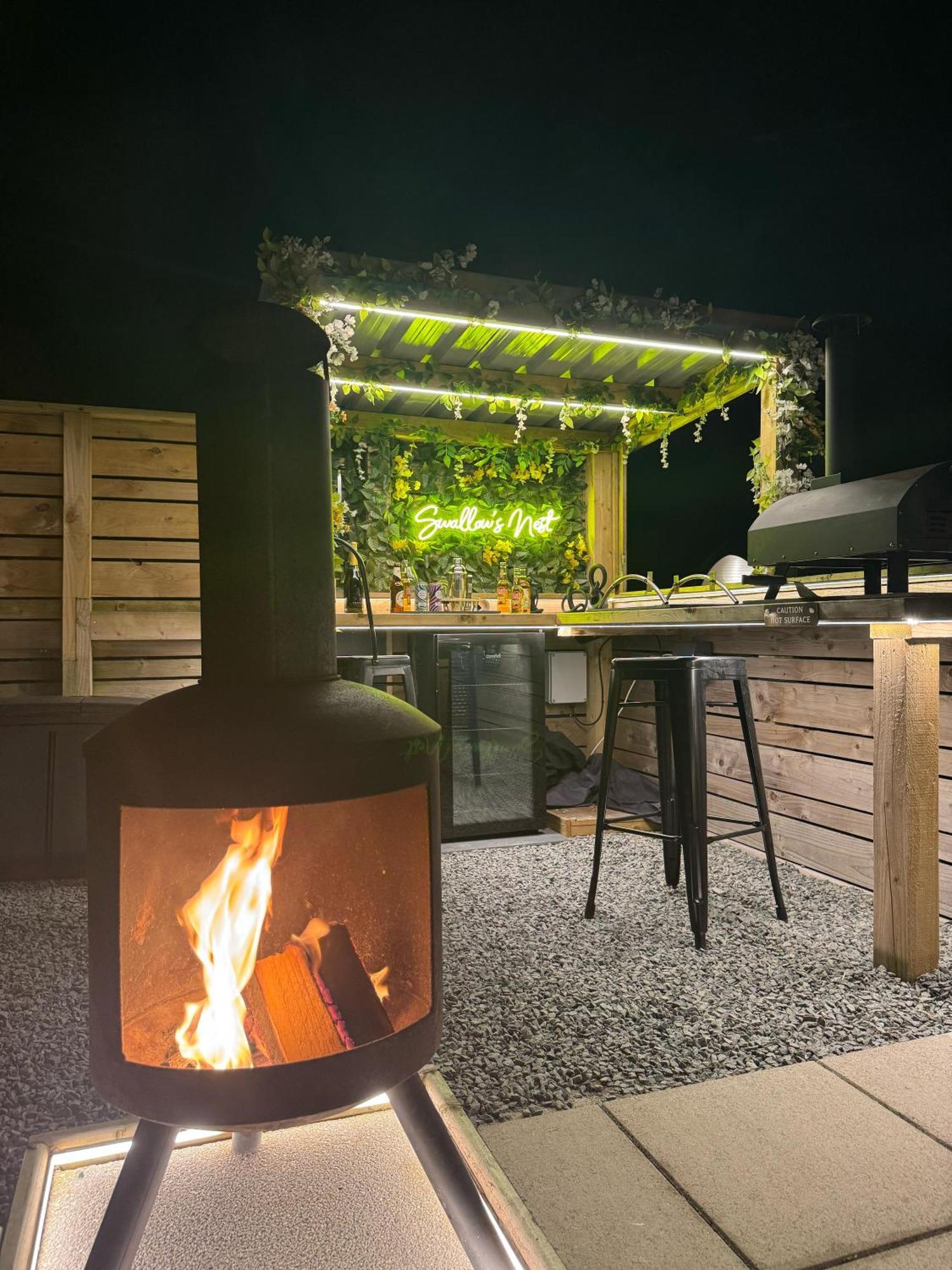 Tan Y Bryn Glamping Campsite *